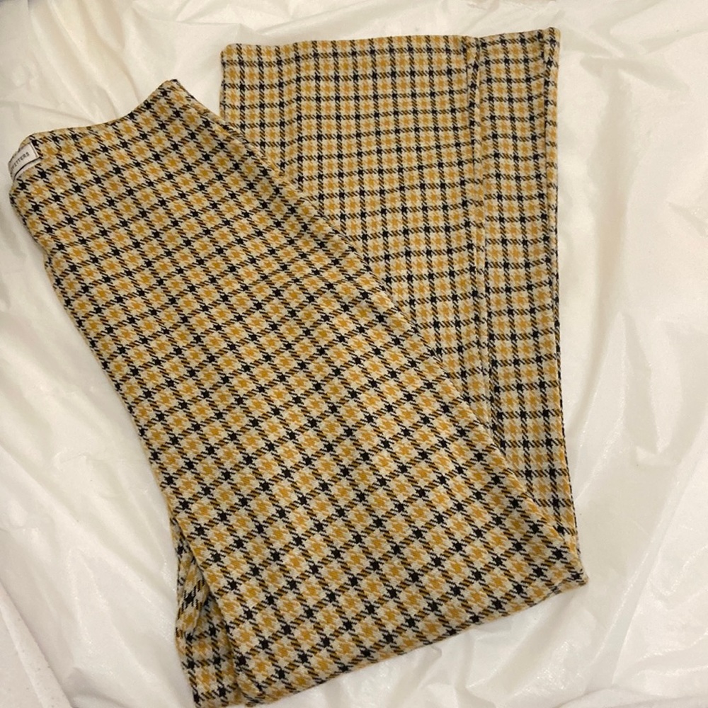 Soft material flair pant